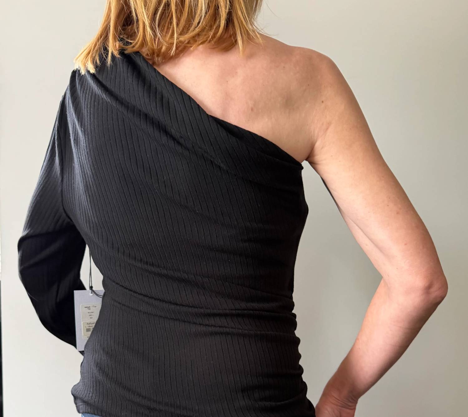 Fifteen Twenty - Aaliyah One Shoulder Top