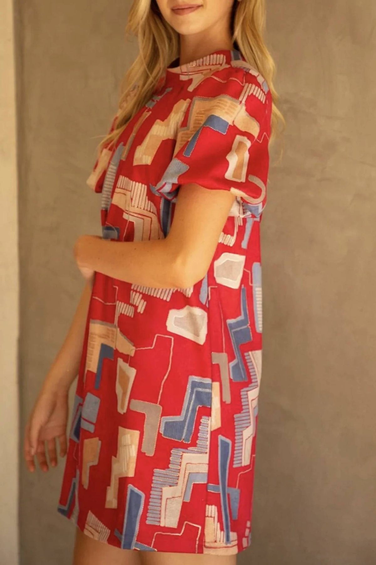 Voy - Geometric Print Tie Back Shift Dress
