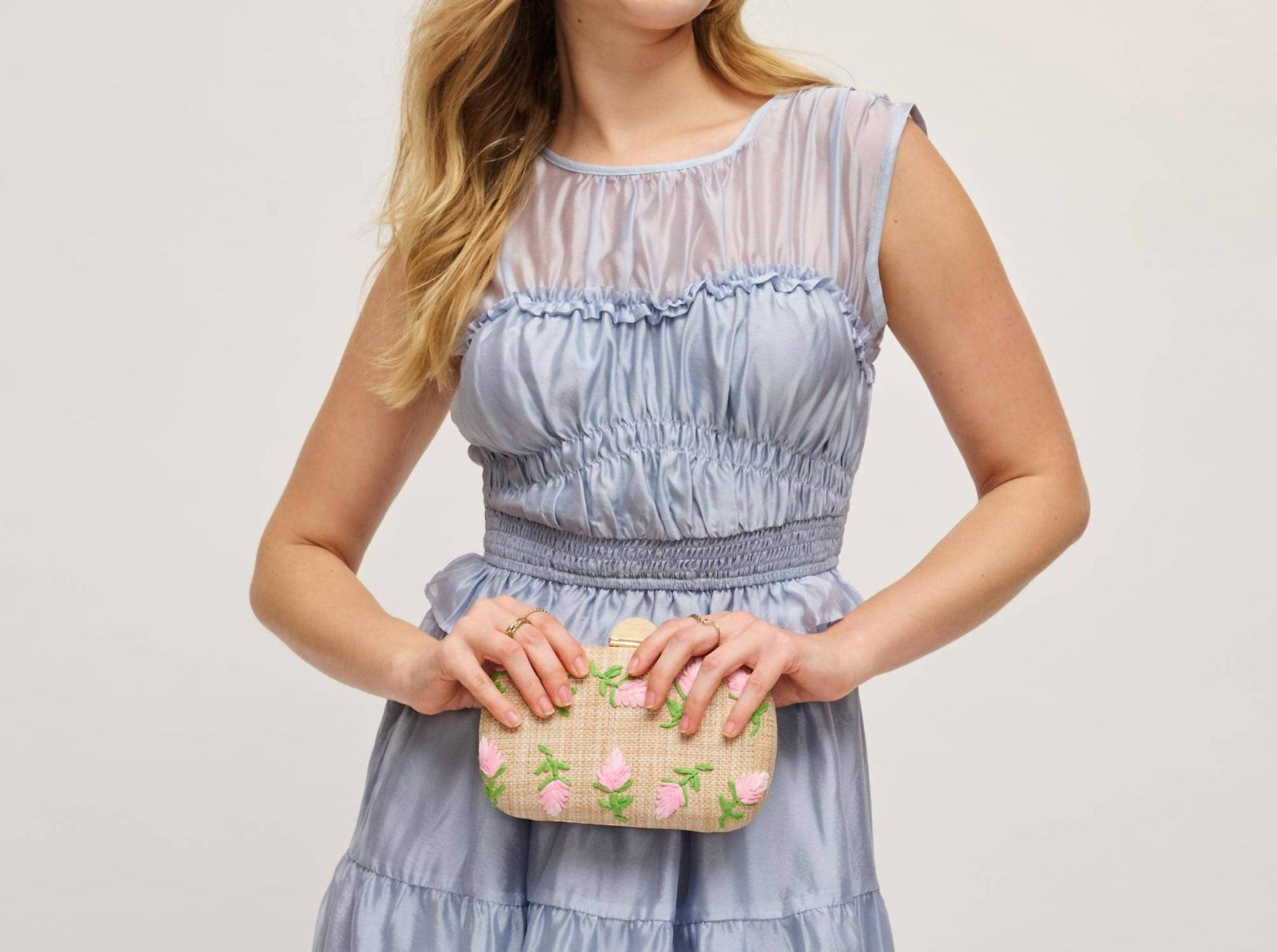Urban Expressions - Women's Kayden Woven Clutch