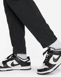 Nike - Woven Tapered Leg Pants