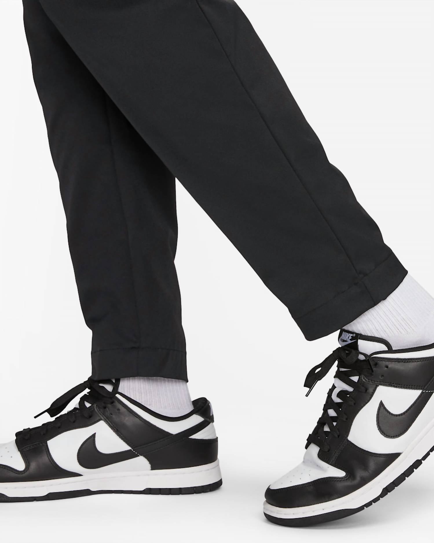 Nike - Woven Tapered Leg Pants