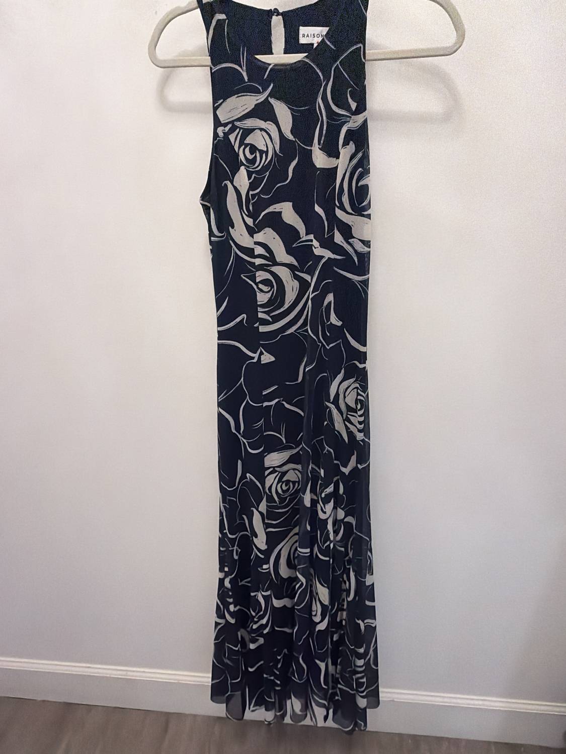 Raisonnel - Bold Mesh Print Maxi Dress