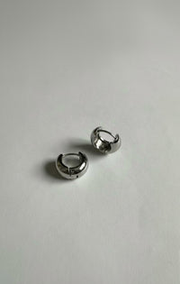 Flanerie By Maiq - Women's Tina Hoops