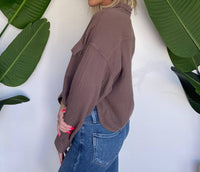 CROPPED BUTTON UP SHIRT