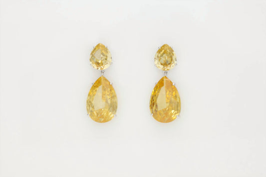 Avenue Chic - Women's Angelina Teardrop Earrings