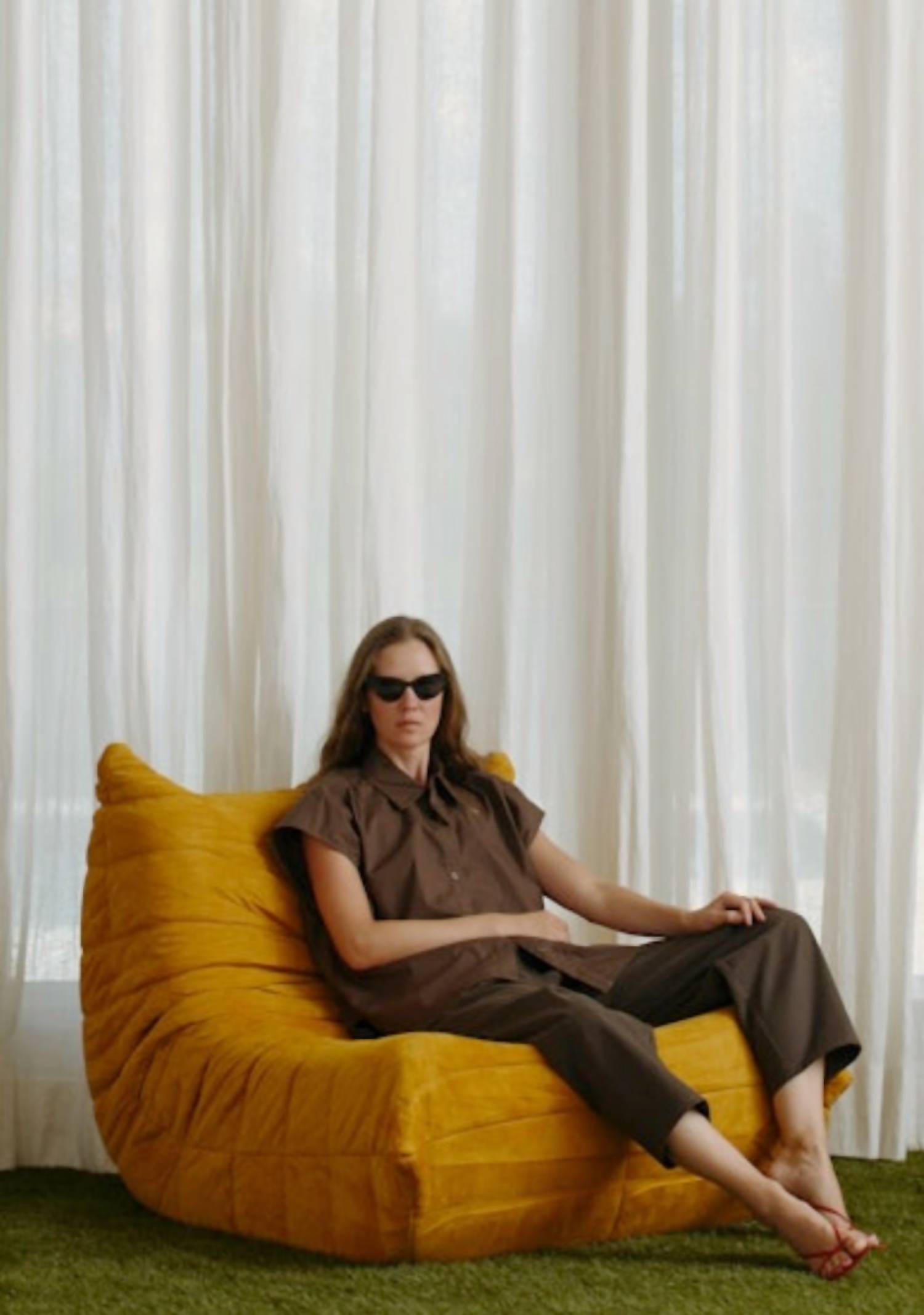SECULAR Travis Barrel Pant in chocolate - women's pants - detail view