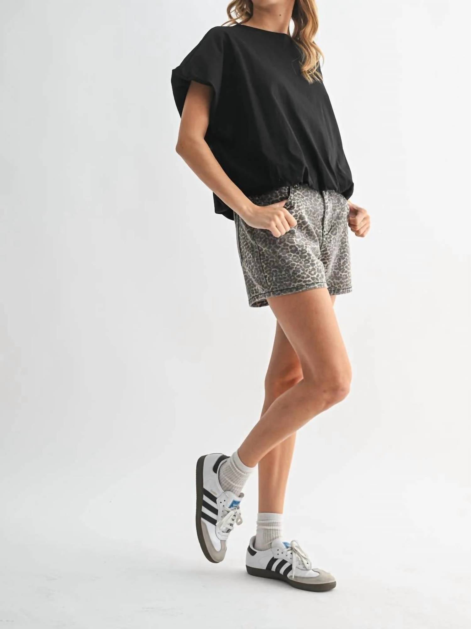 Wishlist - BUBBLE HEM KNIT TOP