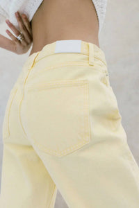Pistola - Lexi Mid Rise Bowed Straight Jean