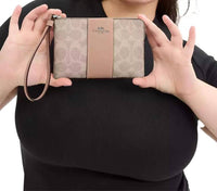 Coach - Corner Signature Canvas Zip Wristlet