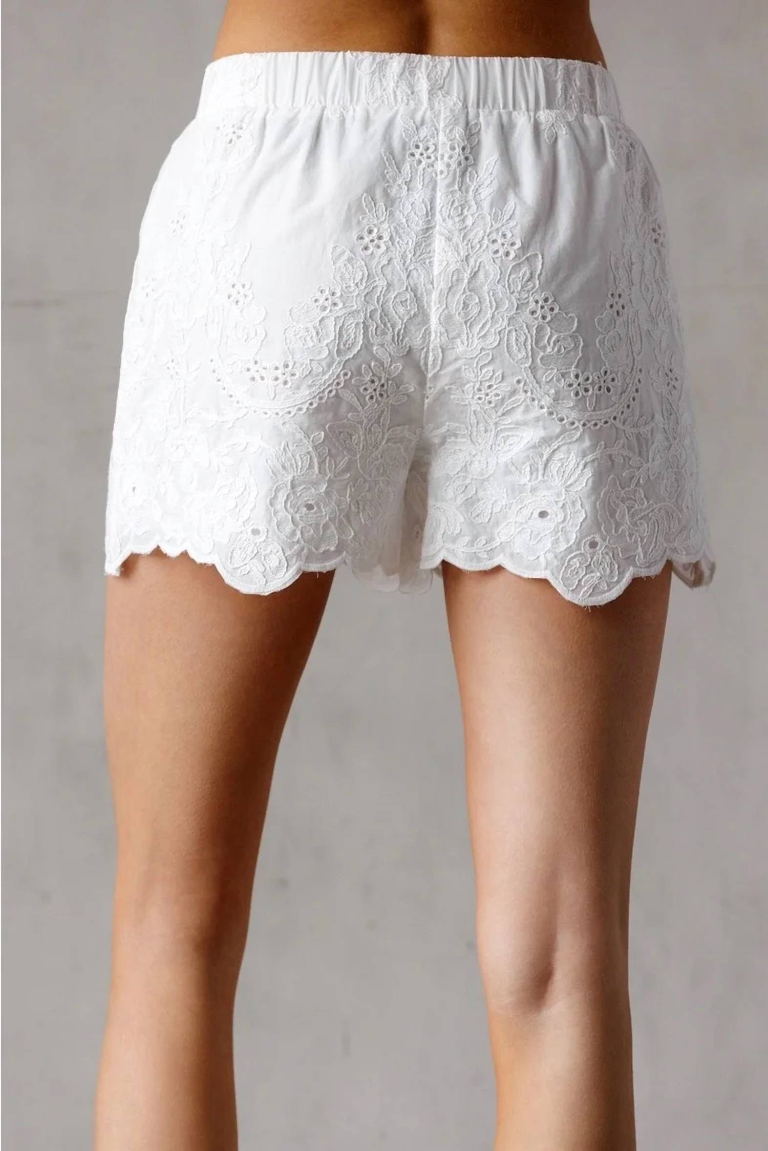 Storia - Floral Eyelet Short