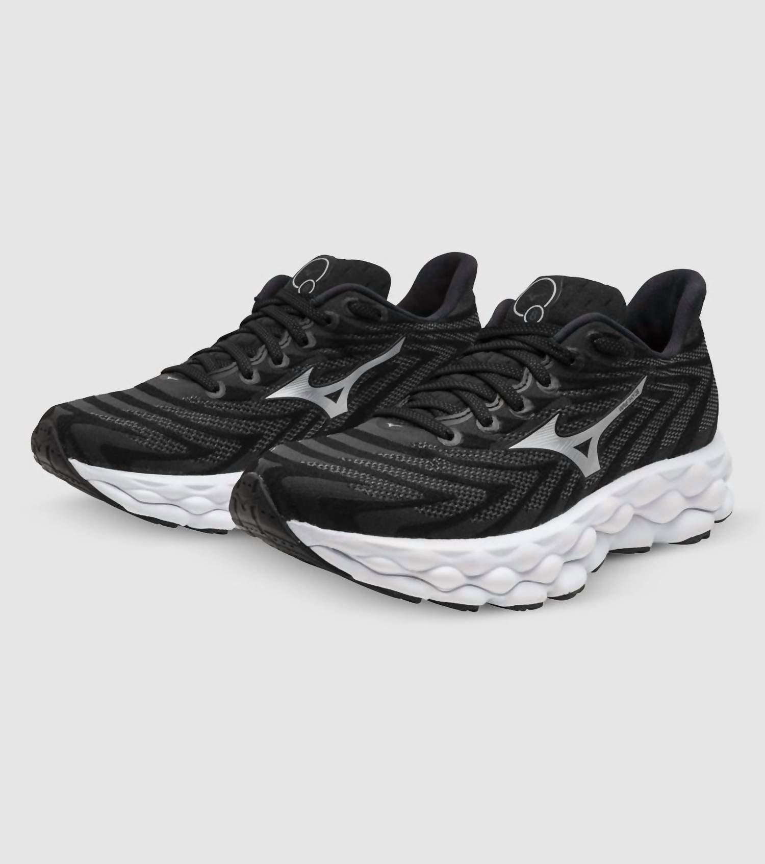 Mizuno - Men's Wave Horizon 8 Running Shoes