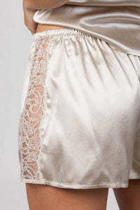 LISSA SHORT