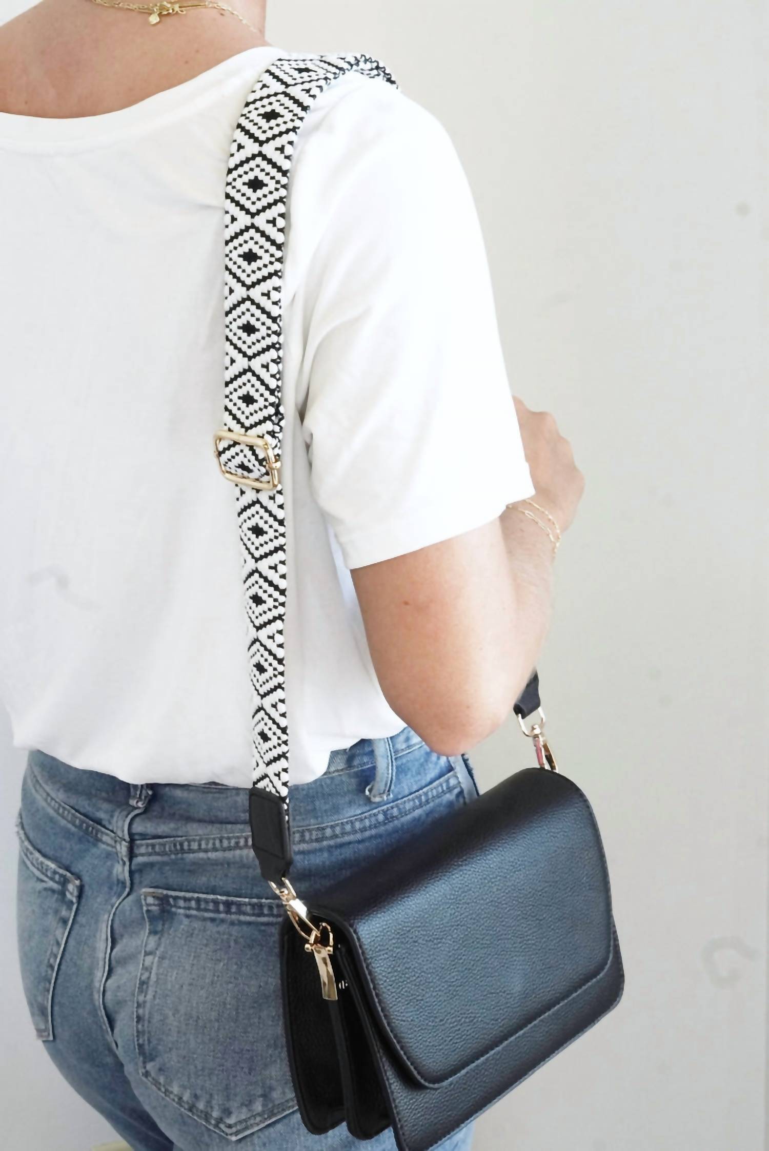 Jen & Co. - Women's Noah Vegan Guitar Strap Crossbody Bag