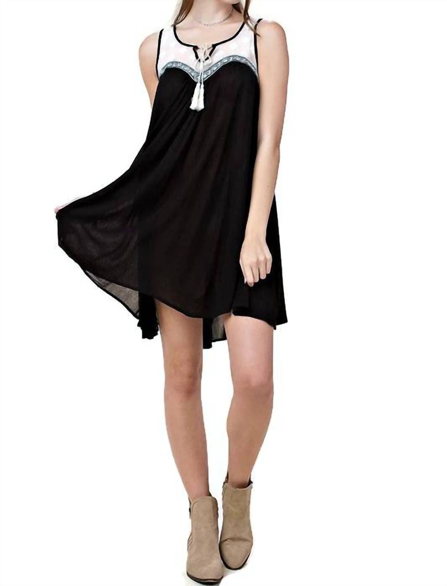 Kori - Mesh Embroidered Dress