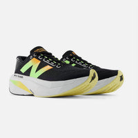 New Balance - Men's Fuelcell Supercomp Trainer V3 Running Shoes