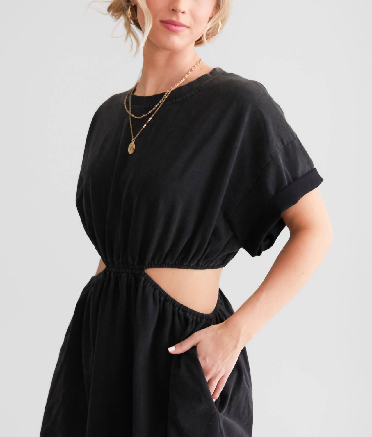 Heyson - Right Side Dress