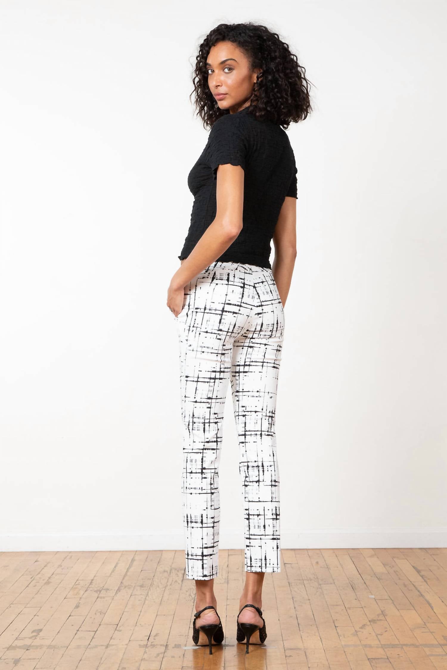 Avenue Montaigne - Women's Lulu Slim Ankle Straight Pants