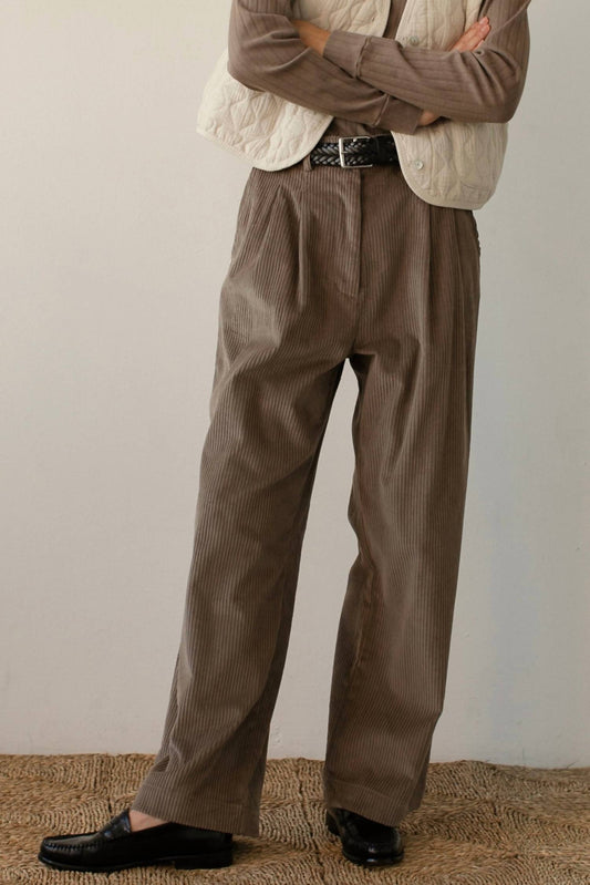 Cord Pleated Trouser