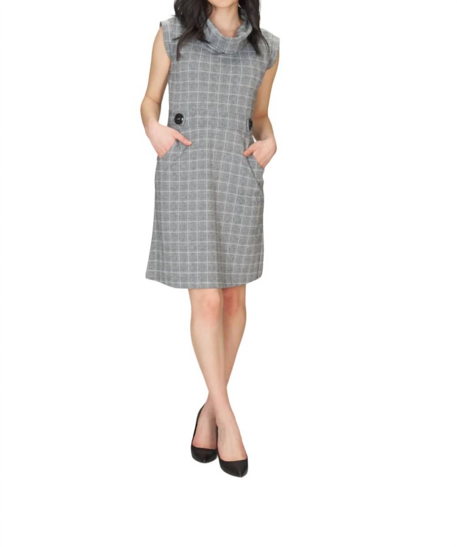 Papillon - Plaid Short Sleeve Sweater Dress With Pockets