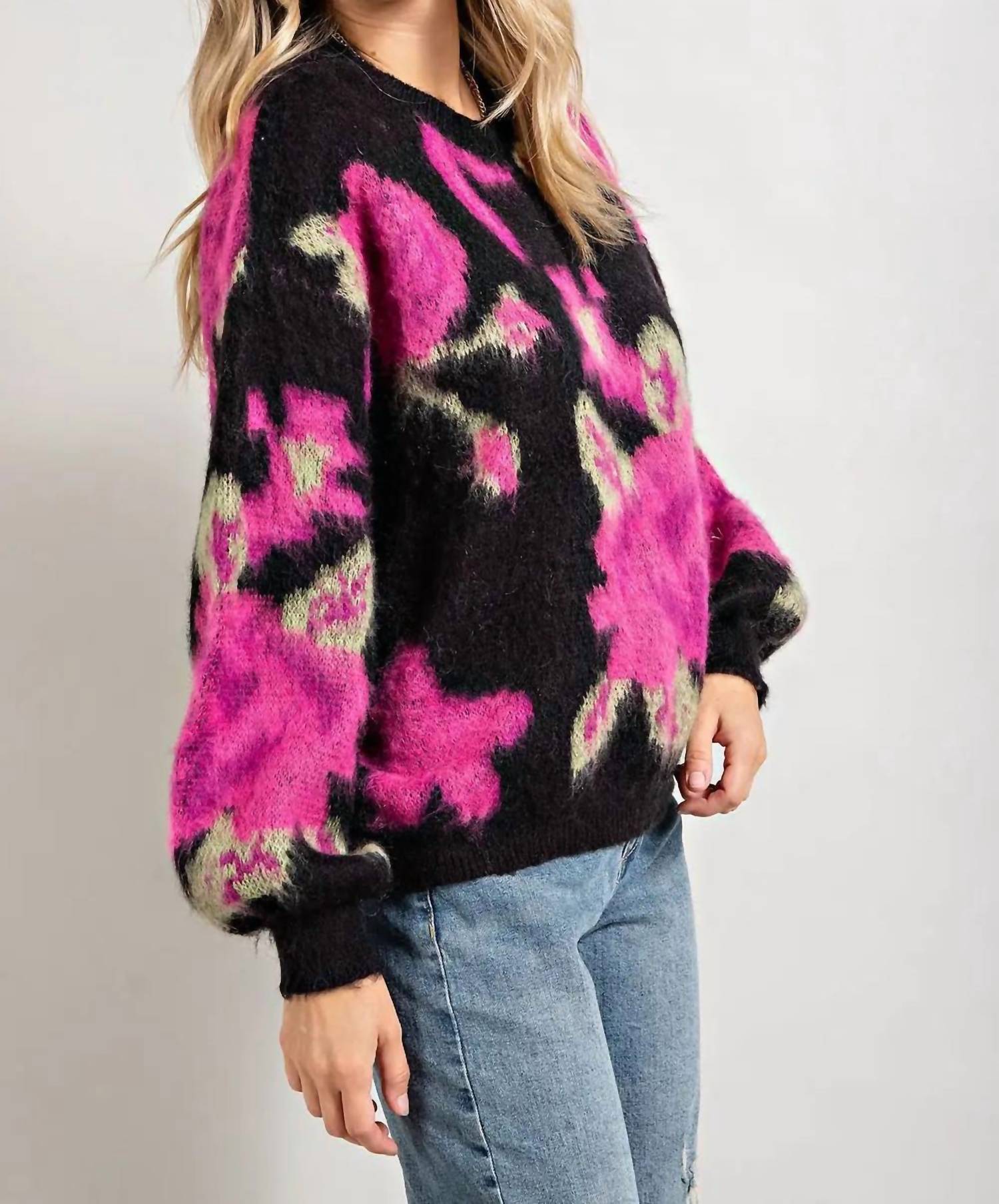 143 Story - Finnegan Fuzzy Flower Sweater