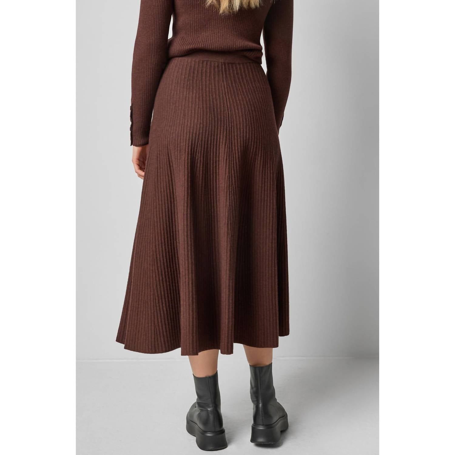 Lilla P - Flared Midi Knit Skirt