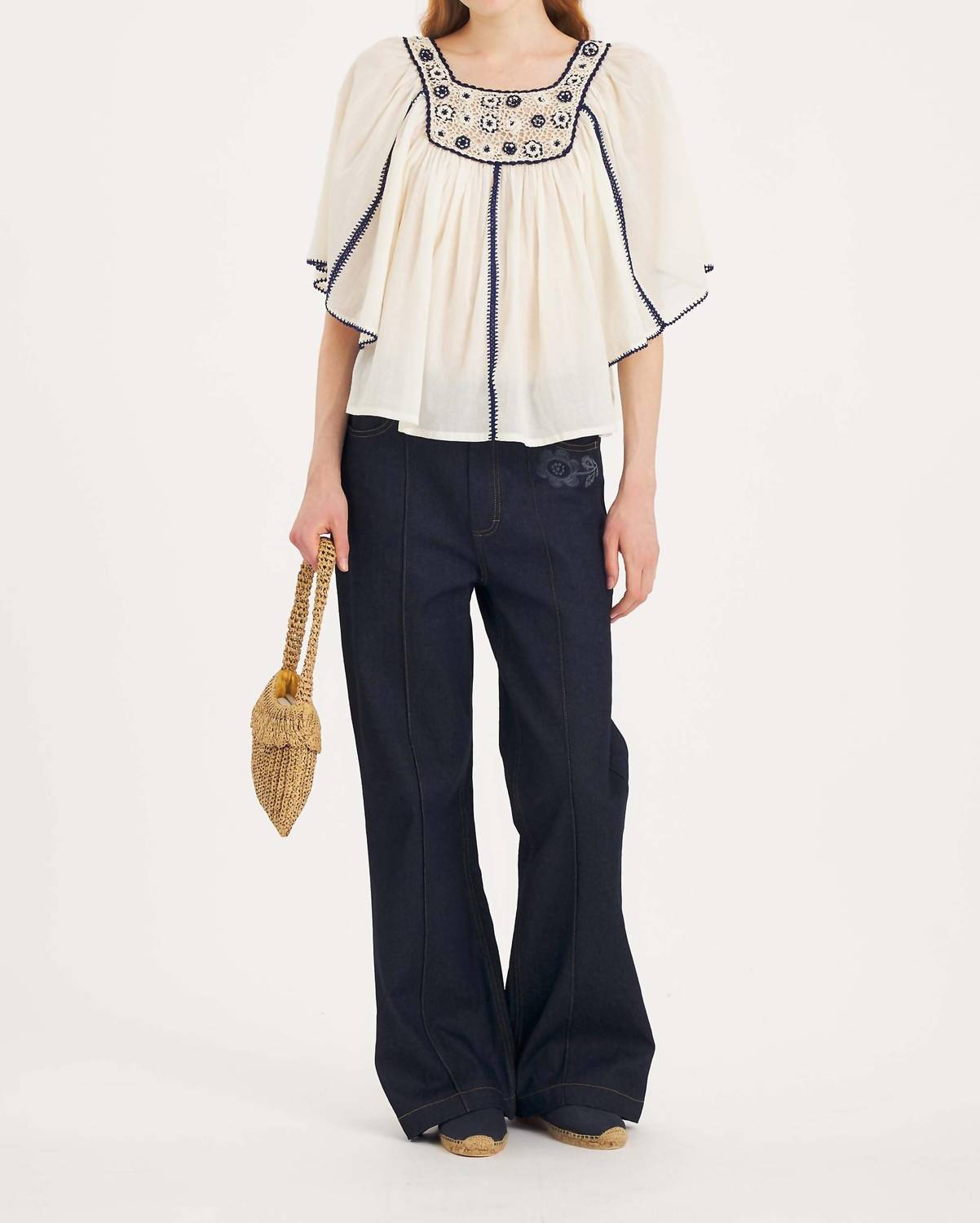 Antik Batik - mati tee