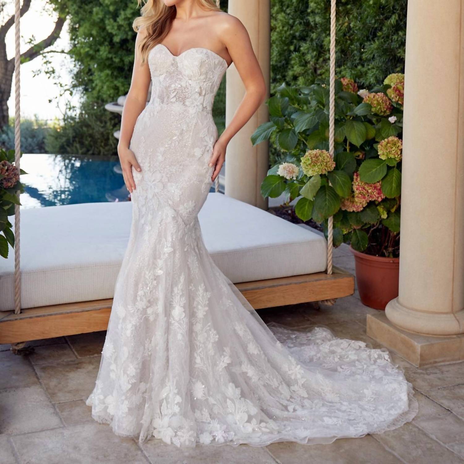 Casablanca - Angelina Wedding Dress