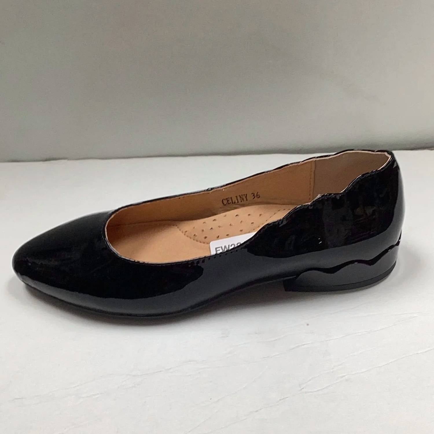 Ralph Miguel - Women's Celine Scalloped Heels