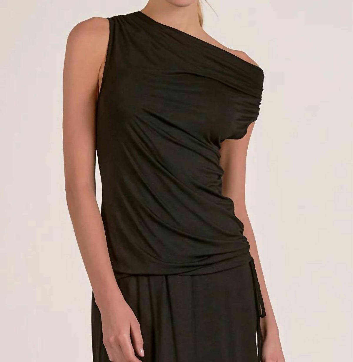 Elan - Zoe Drapey Cap Sleeve Knit Top