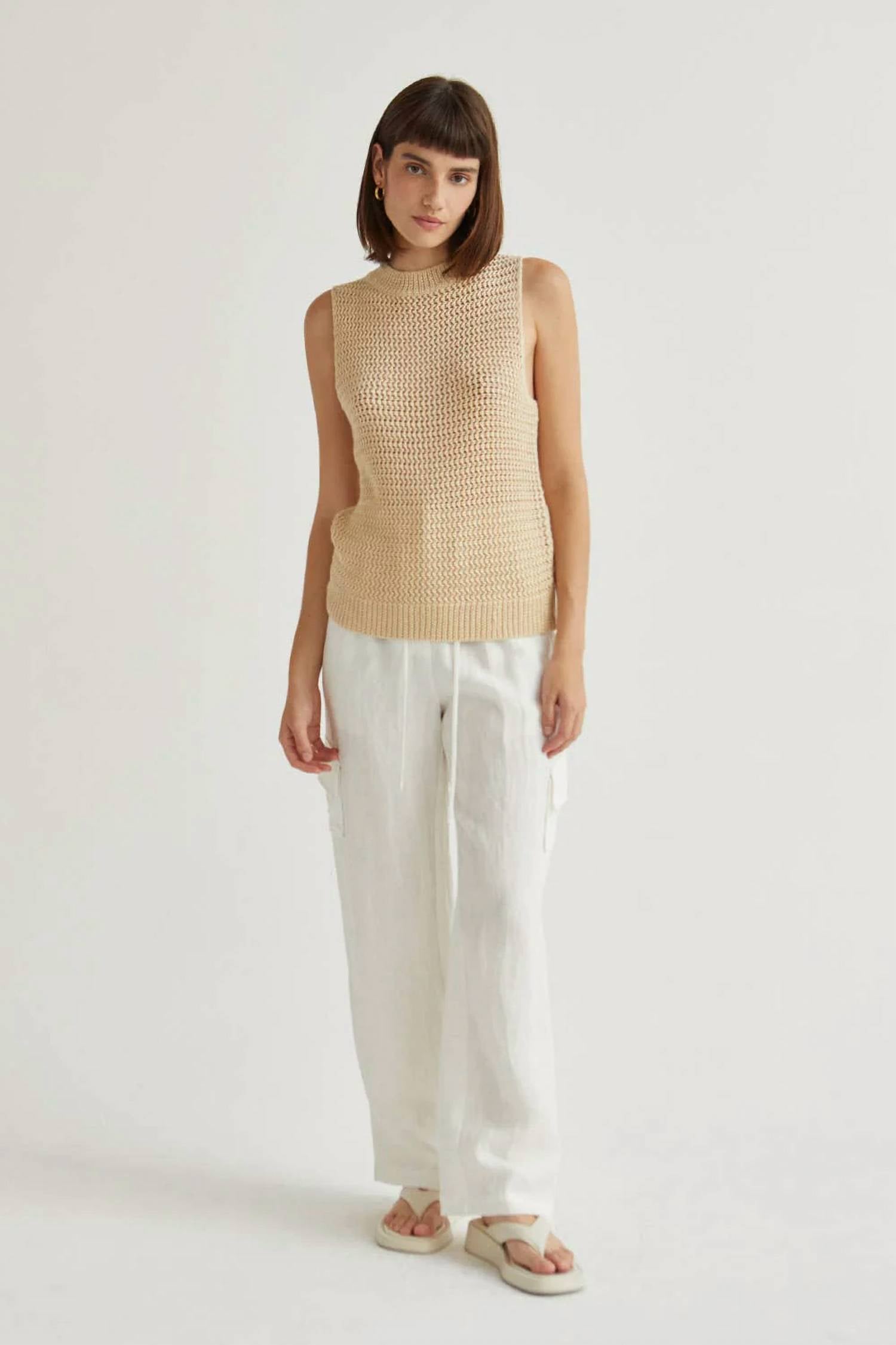 Crescent - Women's Julez Linen Cargo Trouser