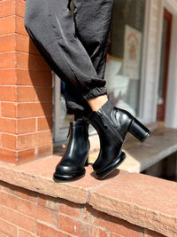 All Black - Women's Mod Easy Bootie