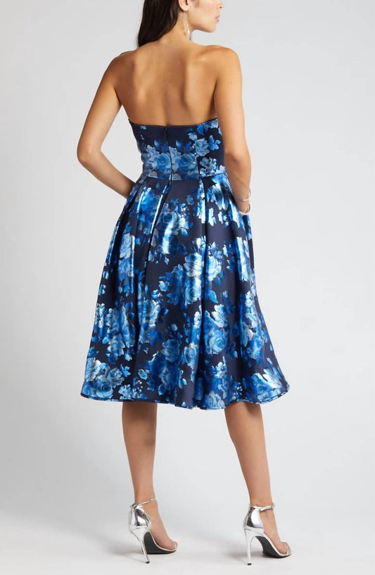 Black Halo - Clara Dress