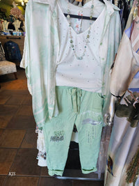 Oz - Women's Embelished Crinkle Jogger