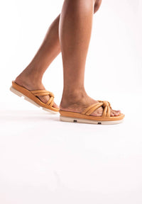 L'Amour Des Pieds - Women's Veda Sandal