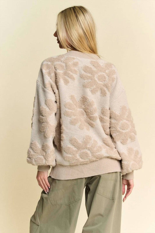 Davi & Dani - Flower Texture Sweater
