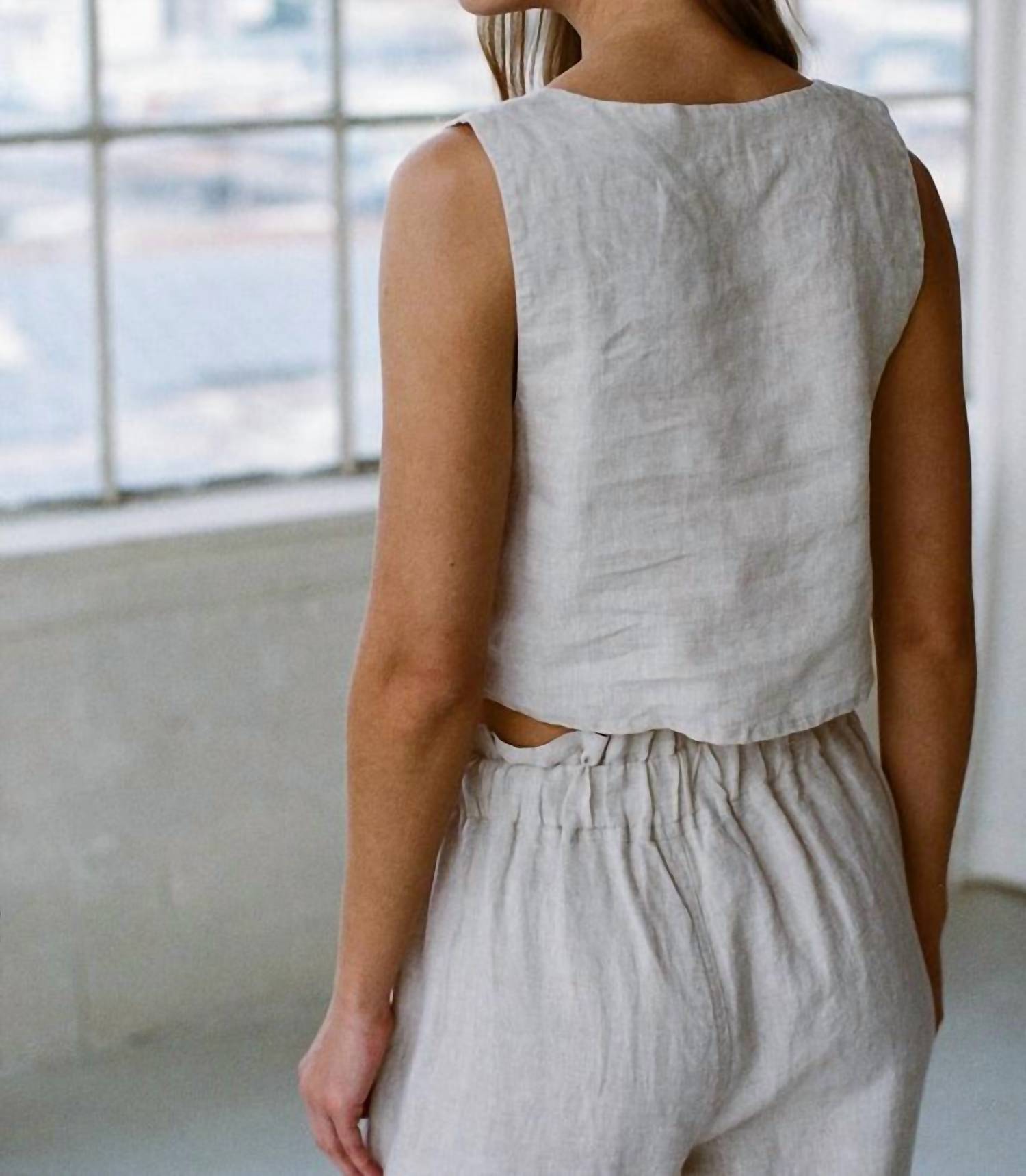 A.Ren - Christal Linen Squareneck Top