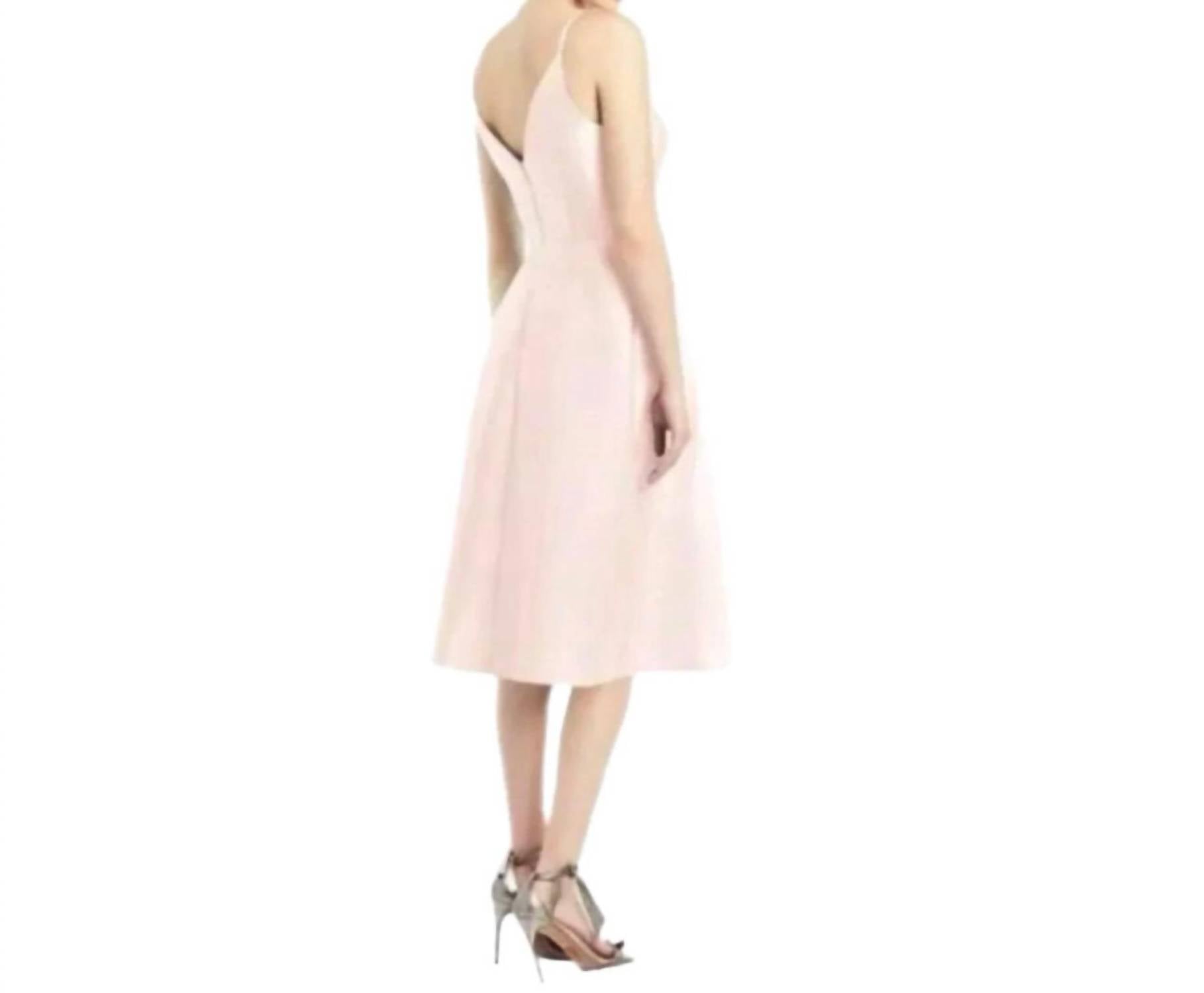 Alfred Sung - Satin Twill V-neck Cocktail Dress