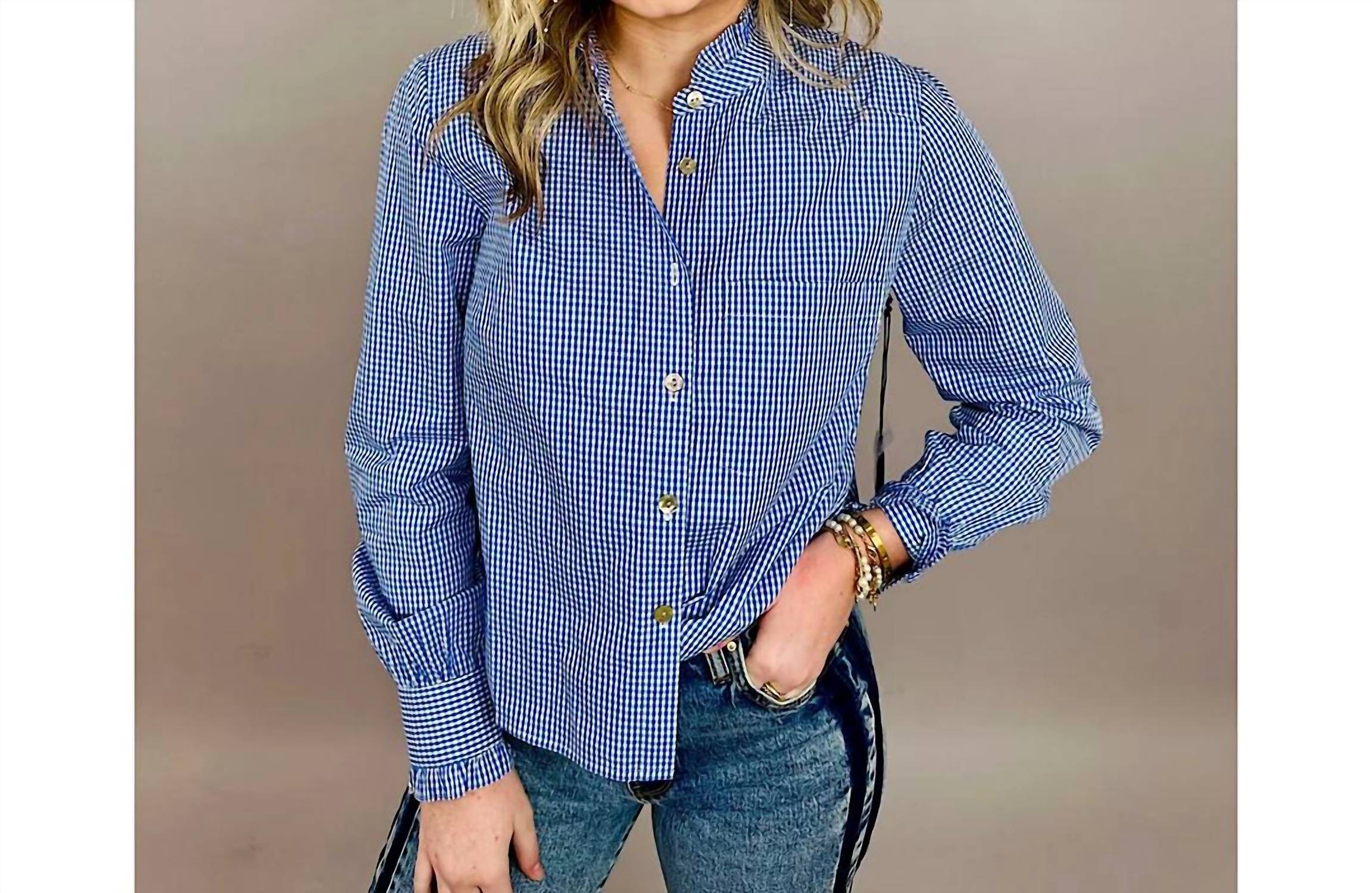 Apny - Cropped Ruffle Shirt