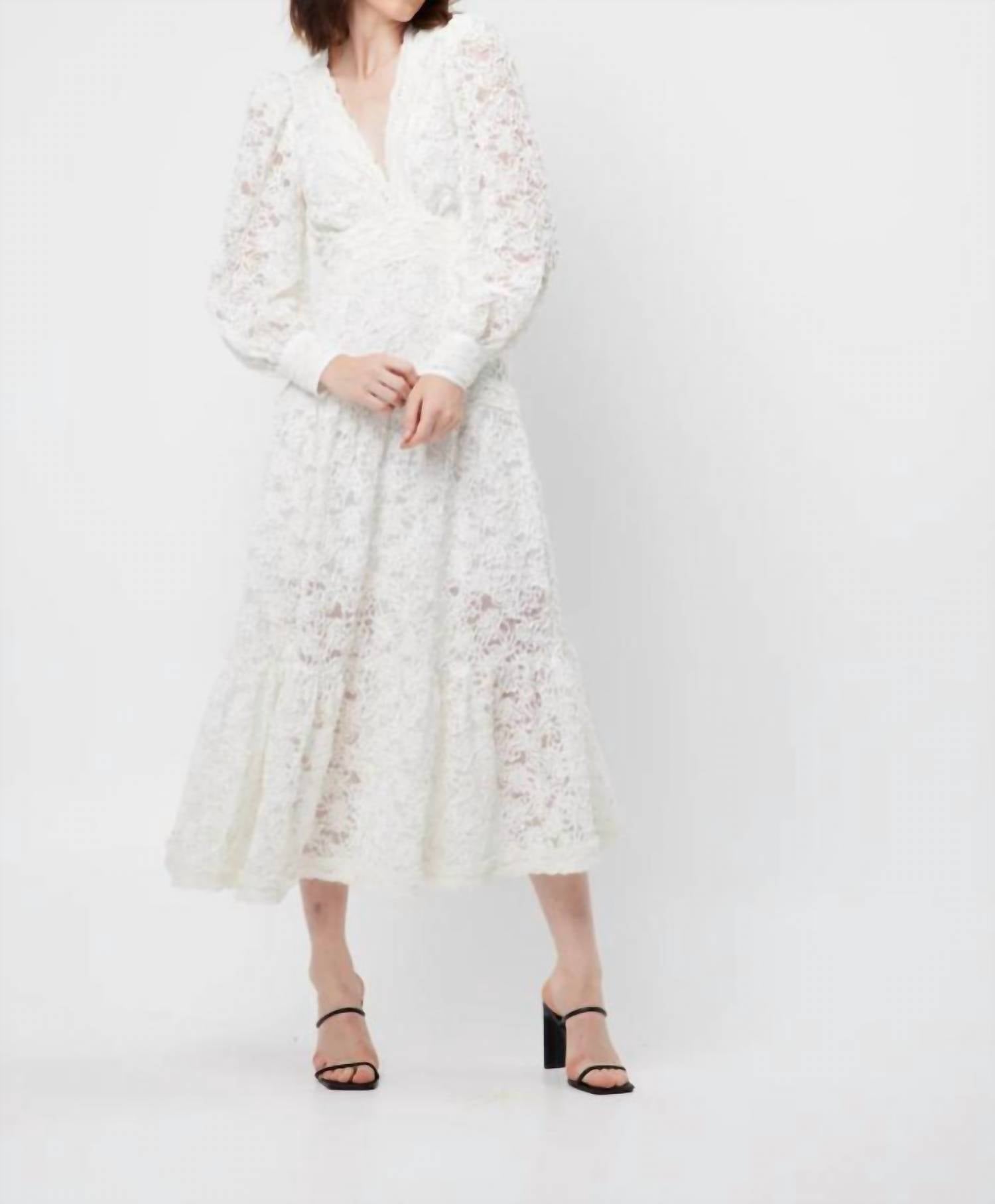 Elliatt - Richter Lace Midi Dress