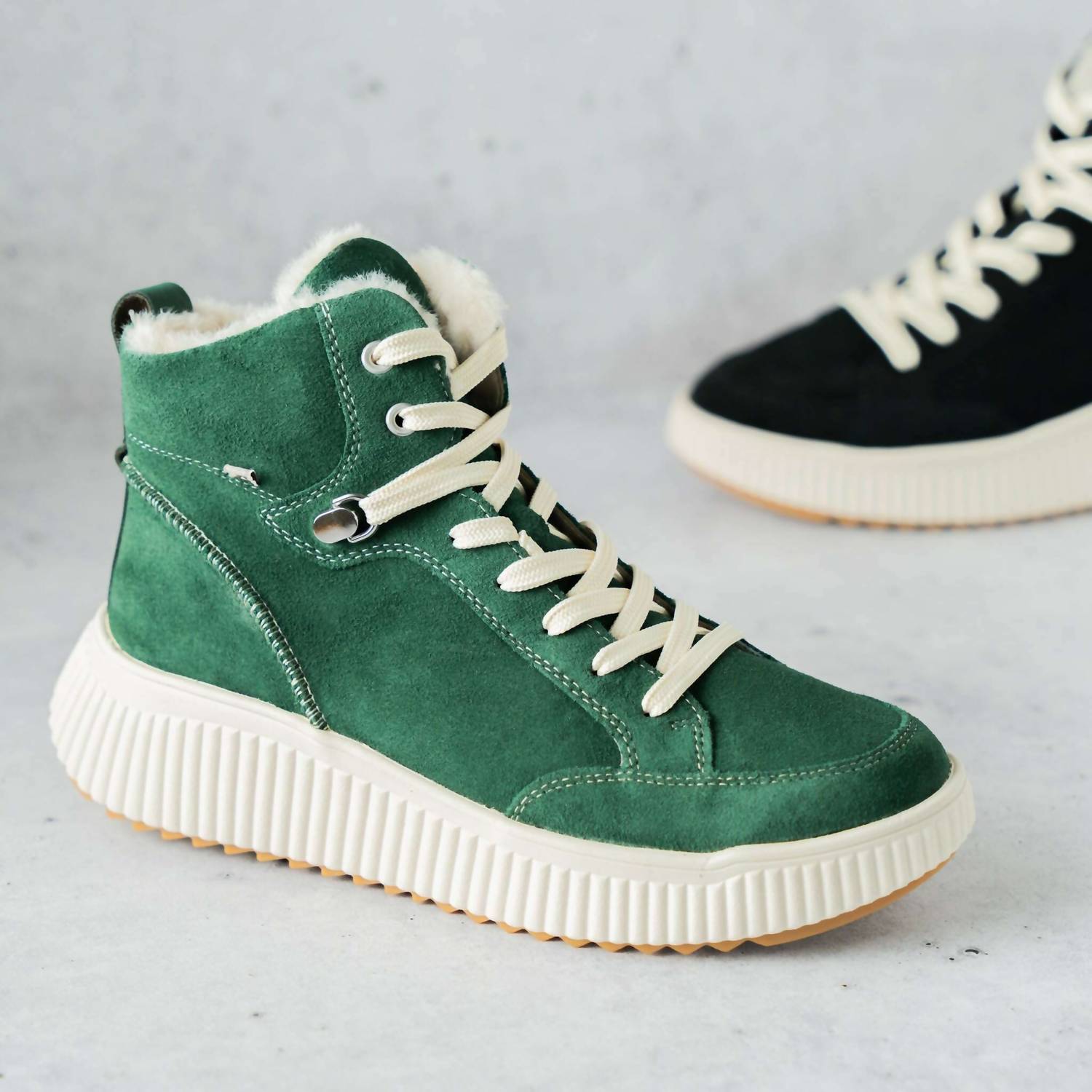Revolution - Women's Lace Up Sneaker