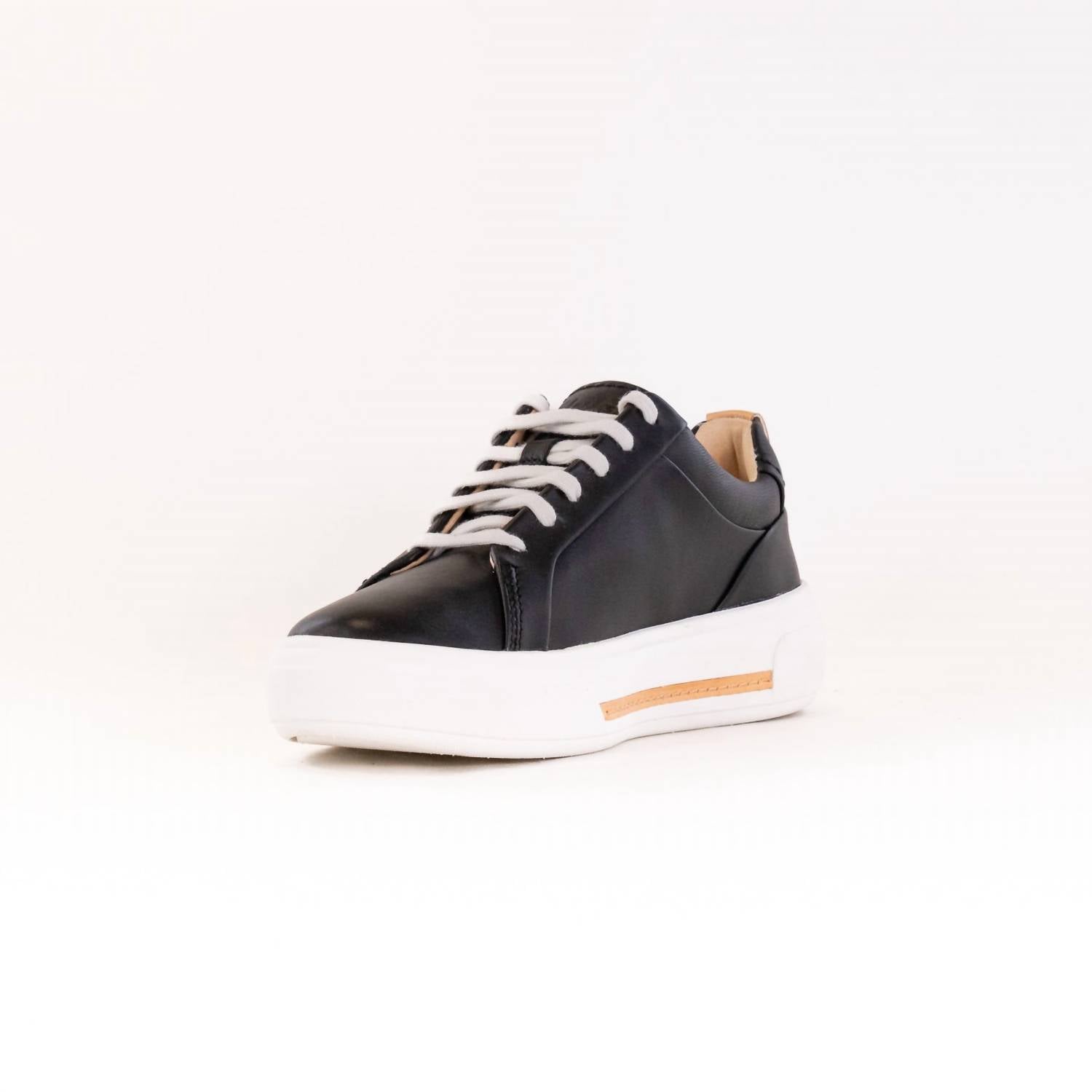 Clarks - Women's Hollyhock Walk Shoes