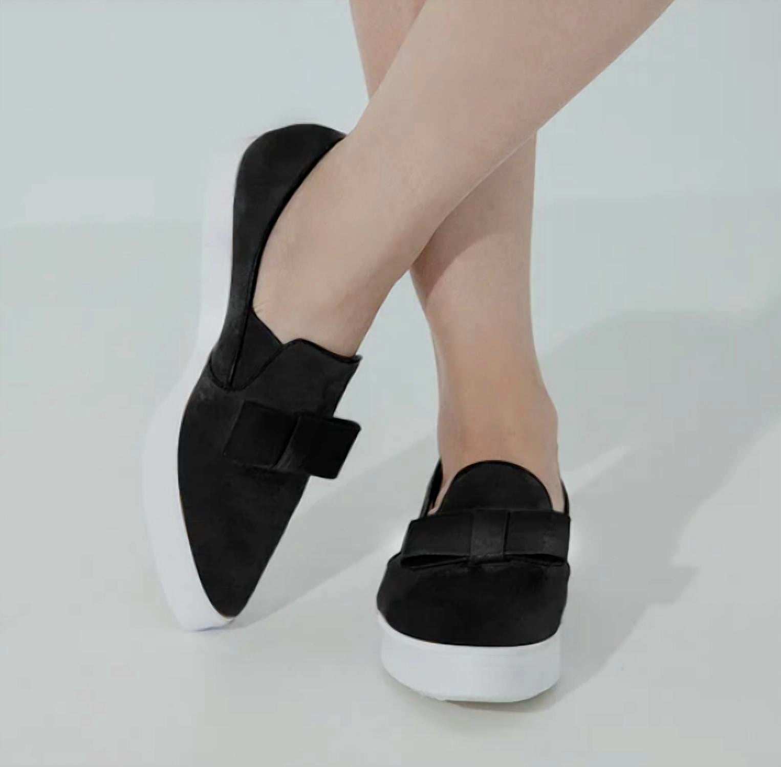 All Black - Women's Tux Sneakers