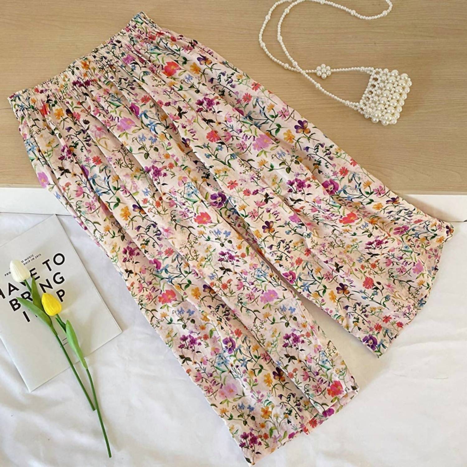 Funkyrel - Women's Loose & Cheerful Floral Wide-leg Capris