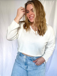 Le Lis - Dahlia Cropped Sweater