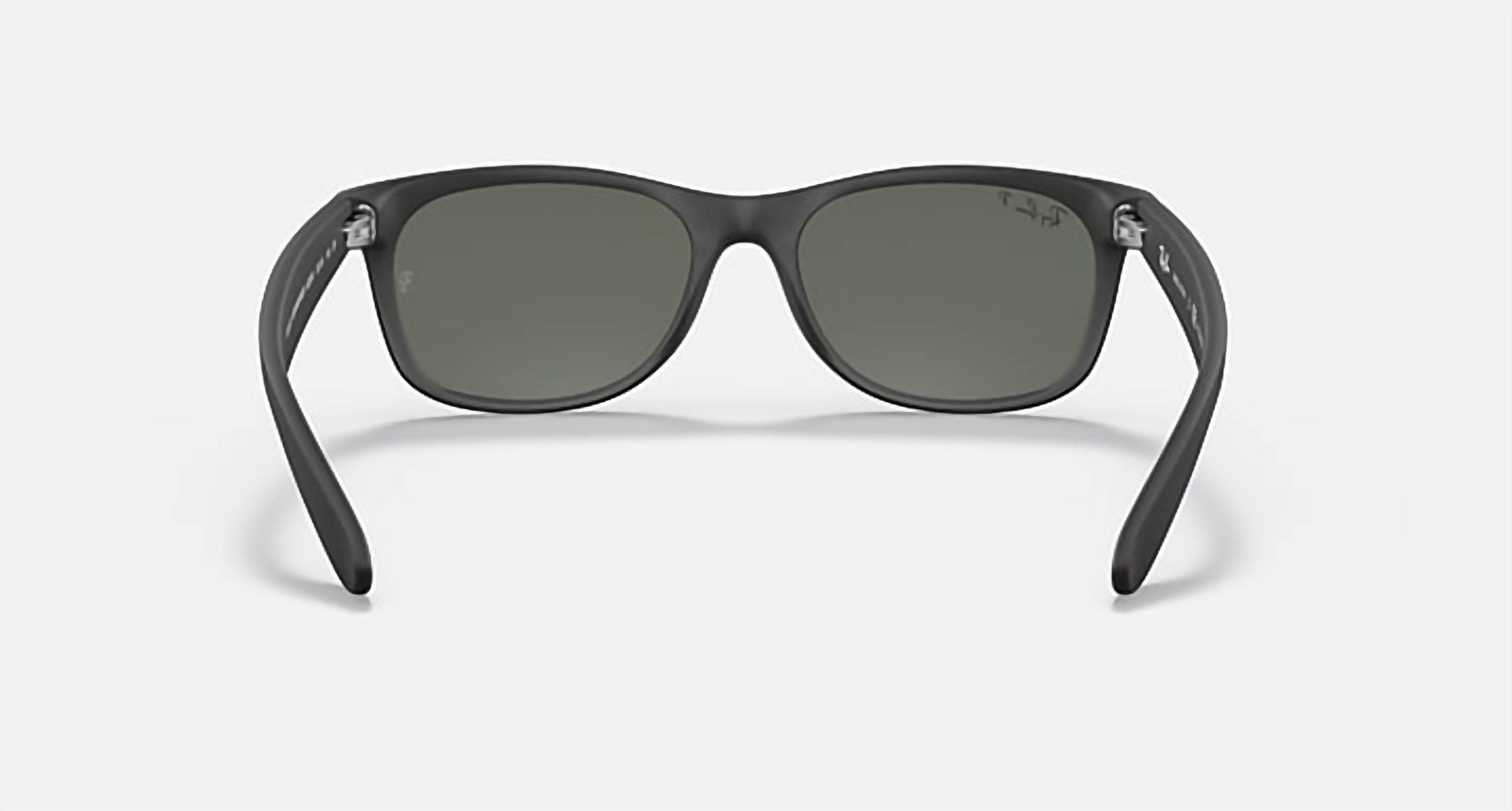 Ray Ban - New Wayfarer Classic Medium Polarized Sunglasses Rb2132 622/58