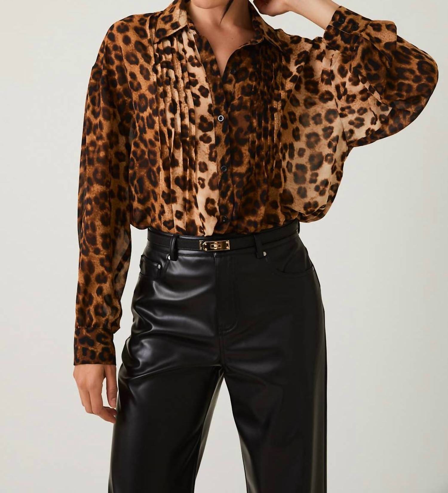 Le Lis - Sydney Leopard Print Blouse