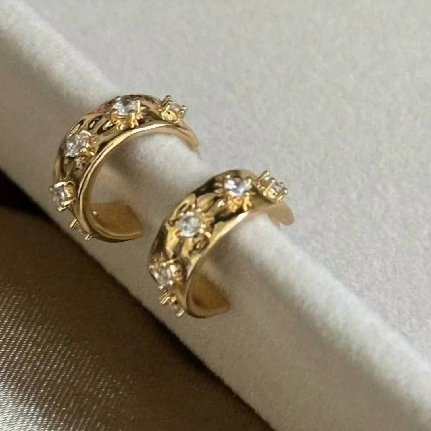 Tramps+Thieves - Women's Bia Hoop Earrings