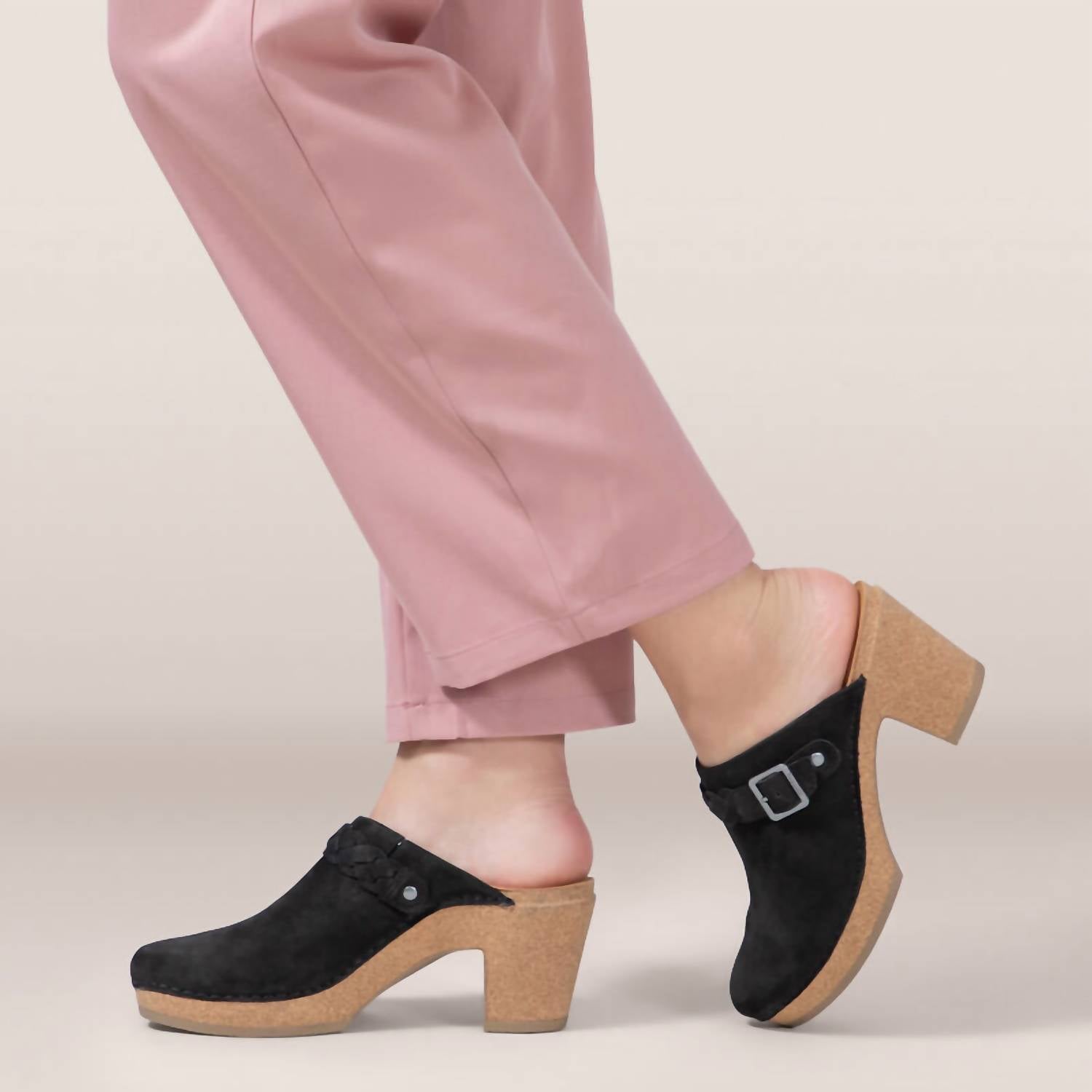 Aetrex - Women's Corey Heeled Clog