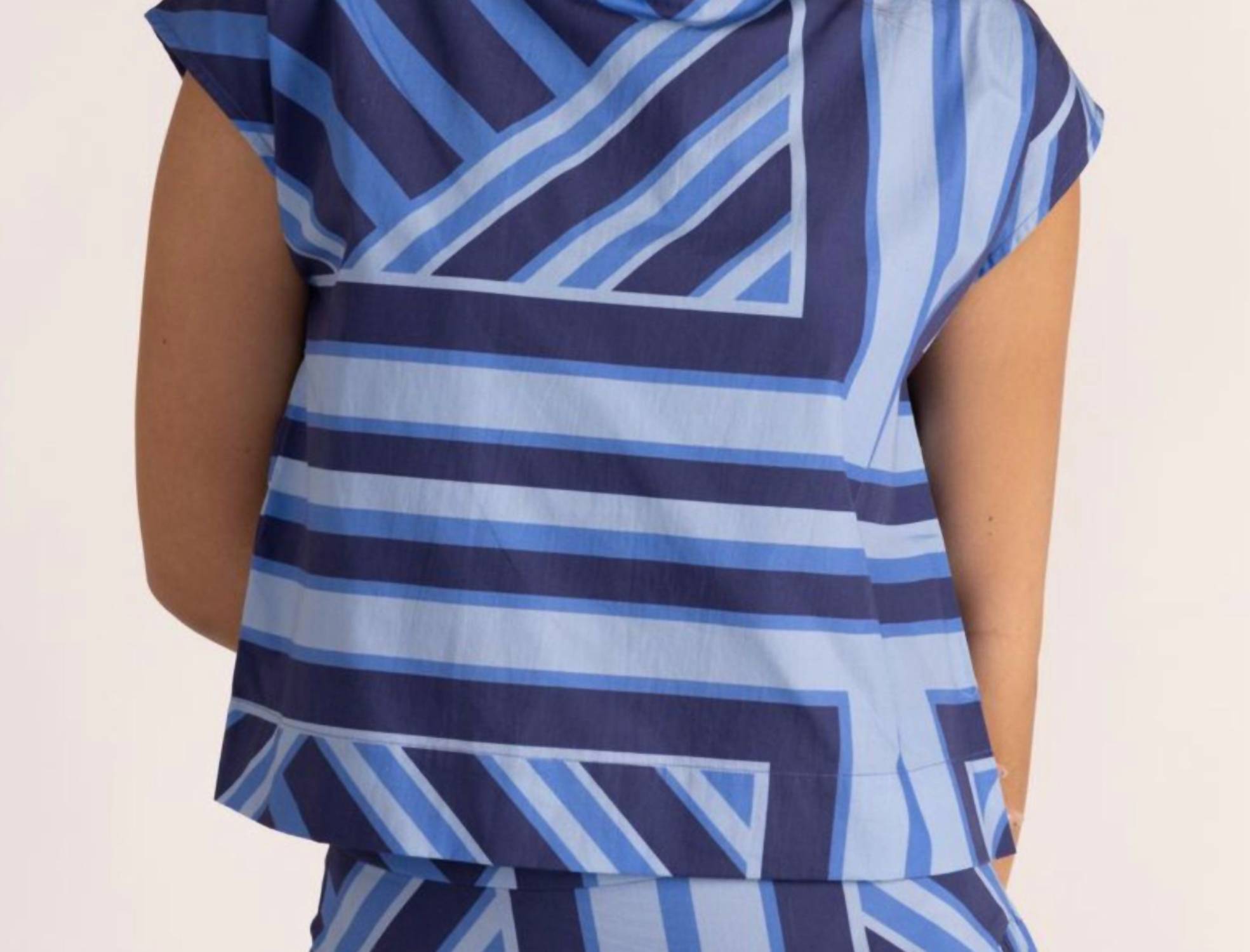 Thomas & Lourdes - Sadie Top