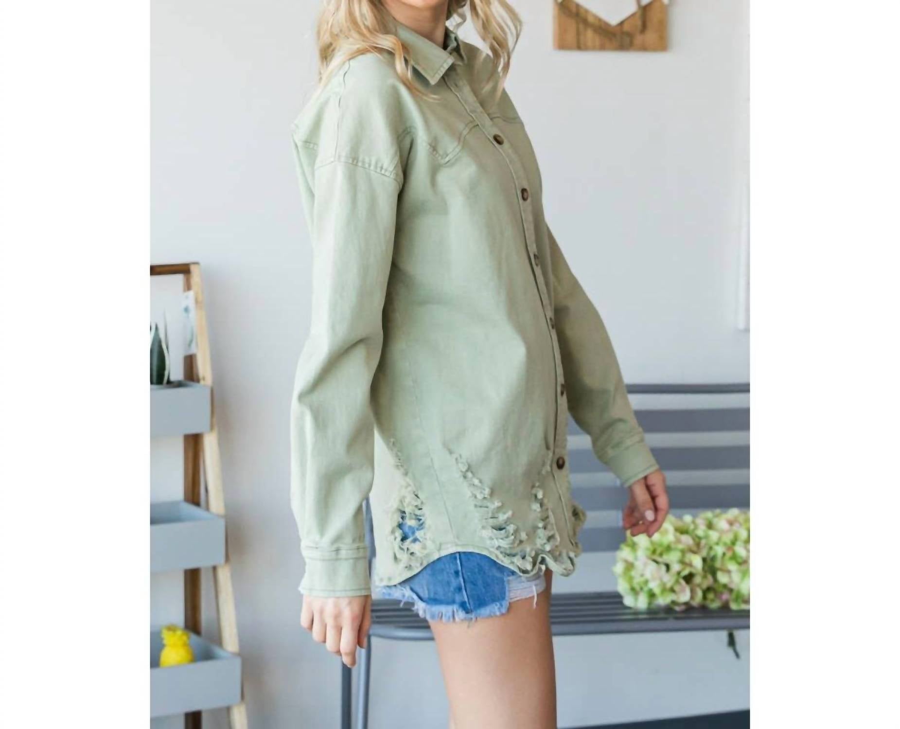 Veveret - Distressed Button Down Shacket